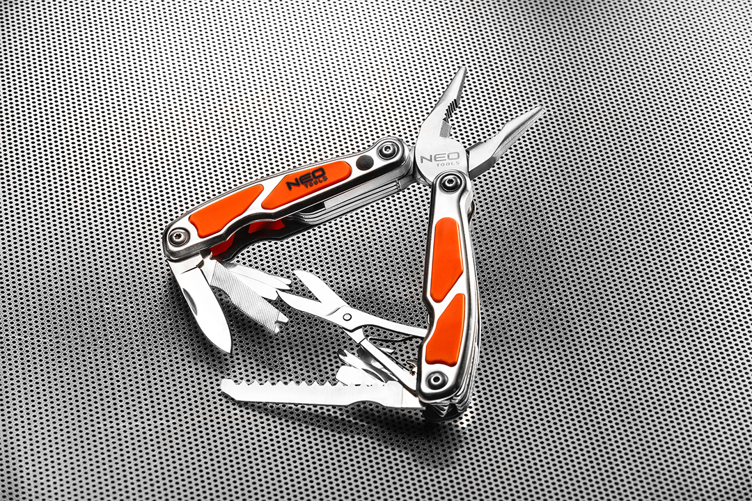 Multifunction tool, 12 elements, with LED - obrazek 6