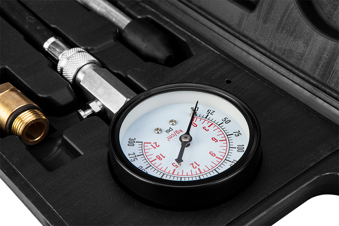 Compression pressure gauge with adapters - obrazek 8