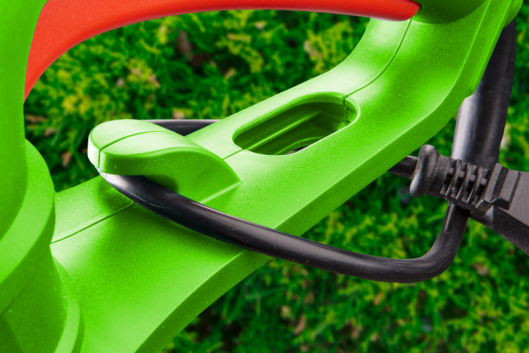 Hedge trimmer 600W, cutting range 450 mm - obrazek 2