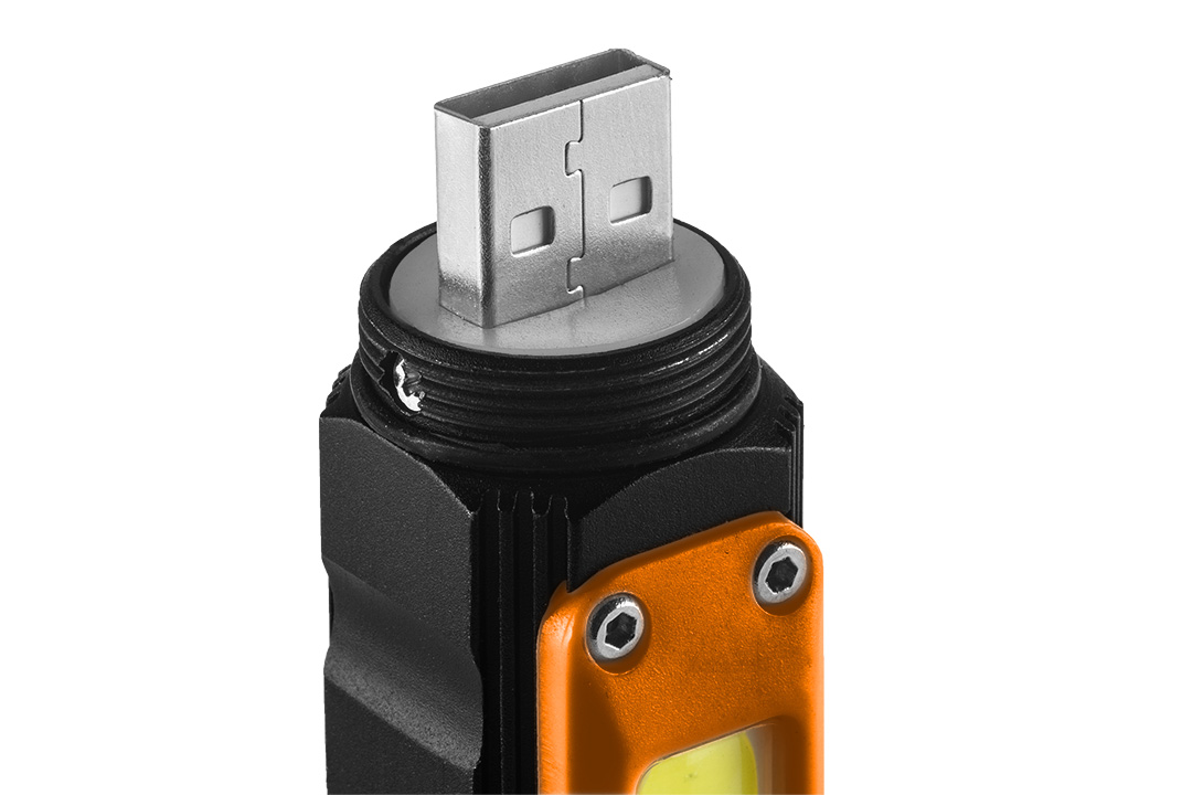 Latarka akumulatorowa USB 300 lm 2 w 1 CREE XPE + COB LED - obrazek 3